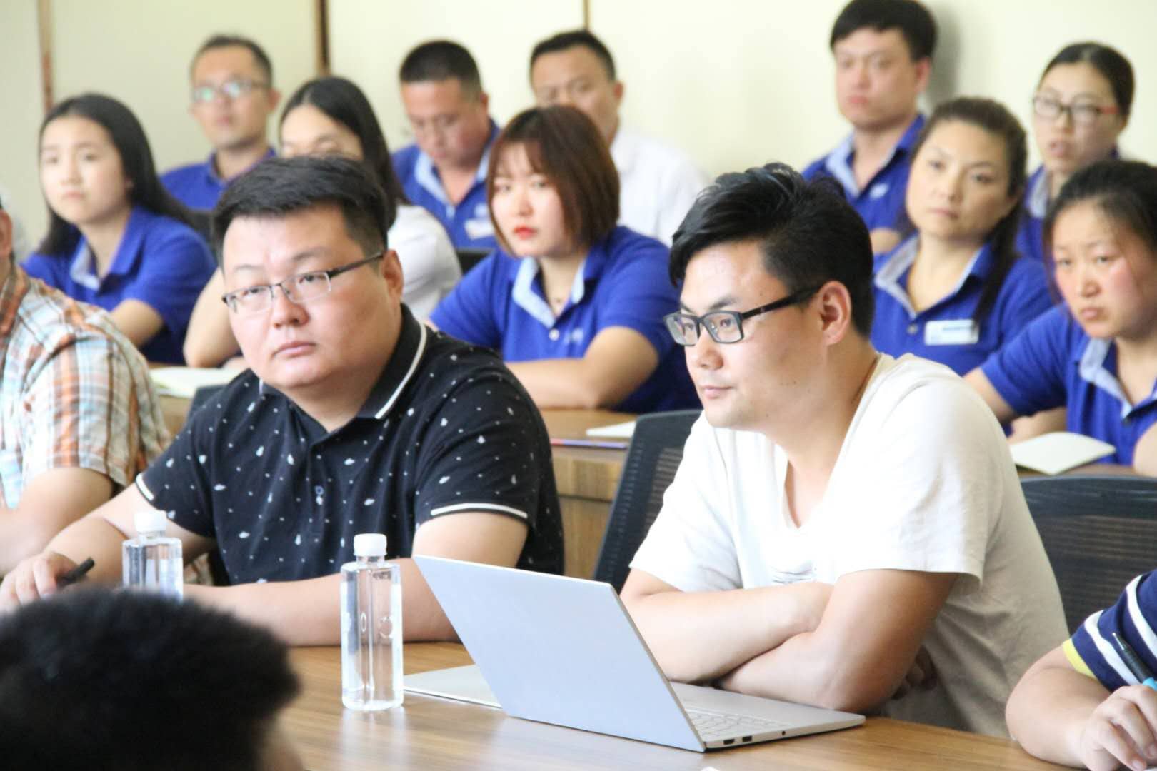 韓師傅集成家居有限公司與慧澤軟件《板材通》系統合作項目啟動儀式